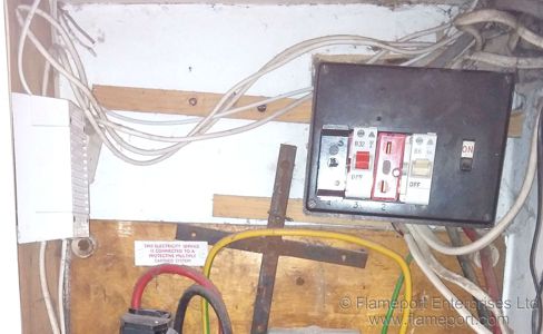 Brown Wylex fuse box and doorbell transformer
