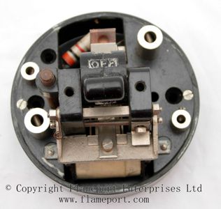 Interior of General Electric ELF circuit breaker