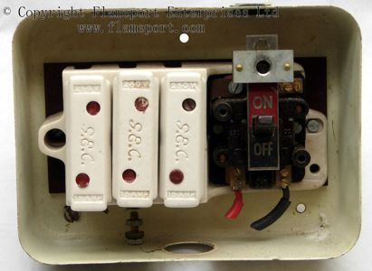 Interior of GEC metal fusebox