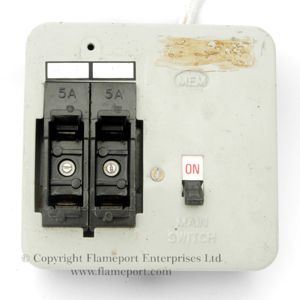 MEM 2 way metal fuse box with fuses removed