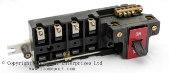 MEMERA 3 four way fusebox chassis