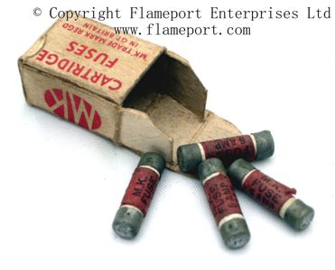 Four MK 5 Amp BS646 fuses with cardboard box