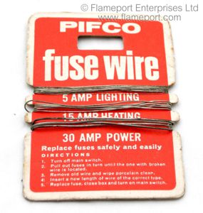 Pifco fuse wires on card