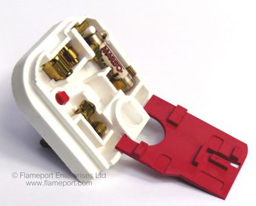 Screwless wire terminals inside a TL brand BS1363 UK plug