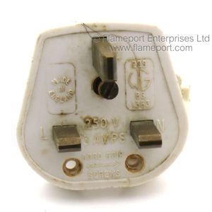 White plastic 13A plug, WG brand, made in England