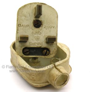 WT Empire 6283 13 Amp 250V Plug