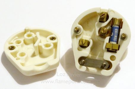 Interior of an Ediswan 13A plug