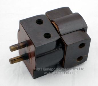 5A two pin triple adaptor