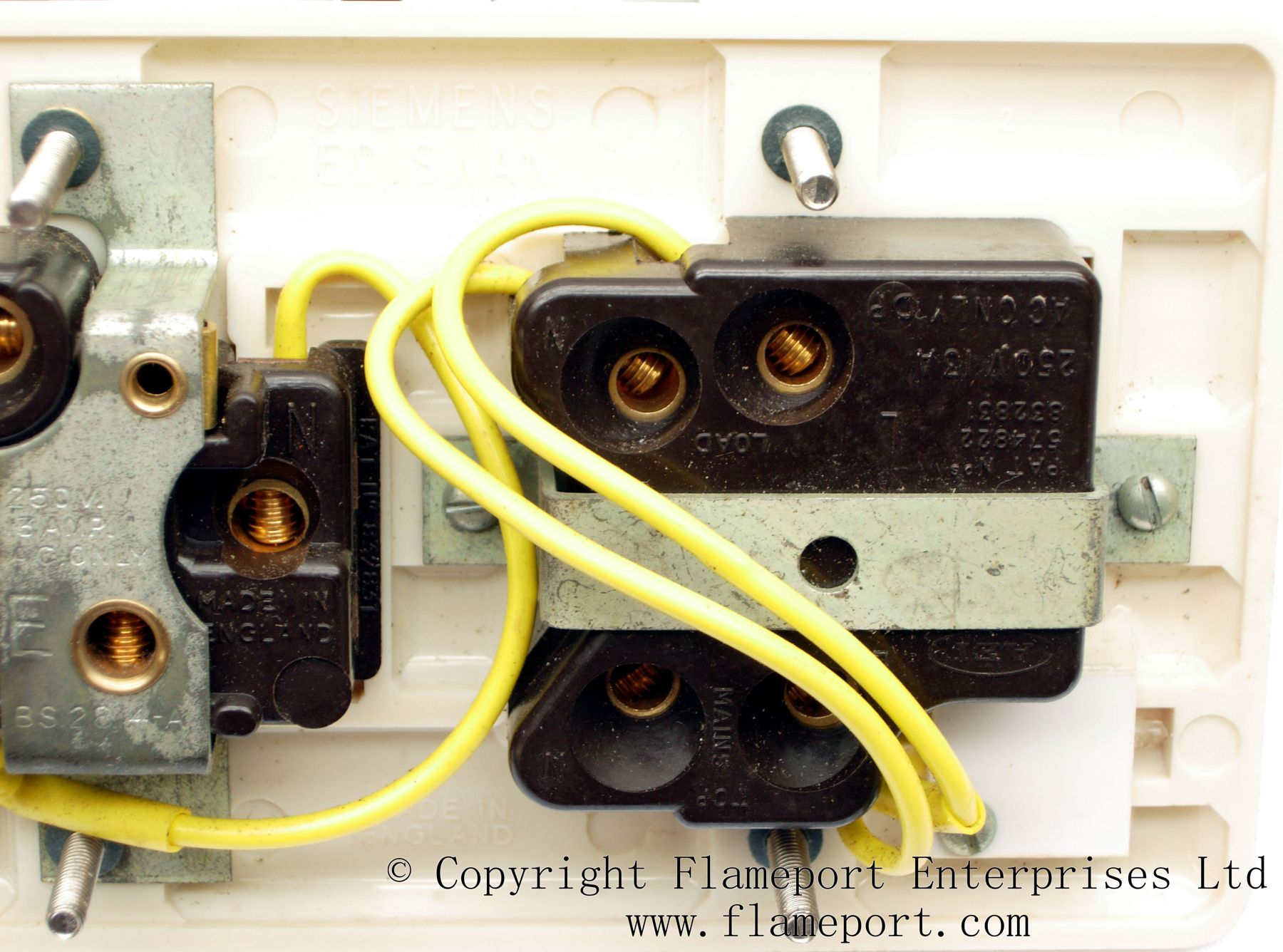 AEI Combined Fused Switch And Single Socket Outlet