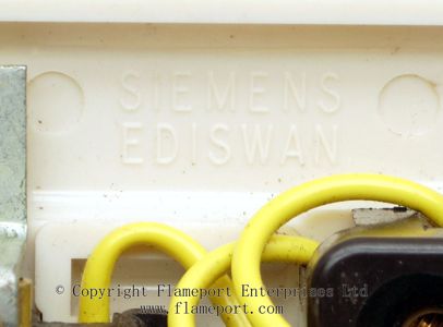 Back of the moulded plate with Siemens Ediswan wording