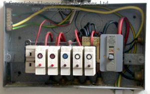 6 way Wylex metalclad fusebox without cover