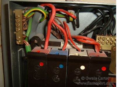 Wylex metal multi-rate fusebox, circuit wiring