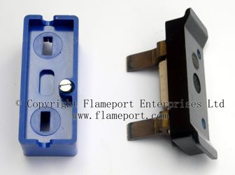 Wylex rewireable fuse and newer type plastic shield