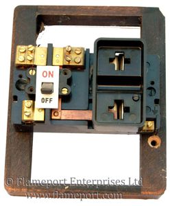 Wylex 60A switchfuse with fuse removed